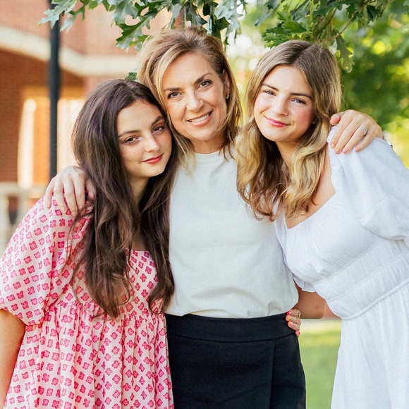 Meet your Posher, Susan - Picture 1 of 1